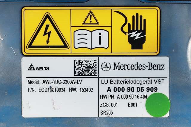 Batterilader (OBC - On Board Charger) til Mercedes C-Klasse 2014-2018 (Fase 1) (W205) (W205) (MERCEDES|A 000 900 59 09|)