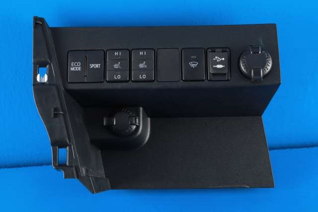 Dashbord diverse til Toyota RAV4, 2013-2015 (Type IV, Fase 1)