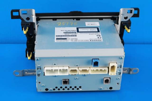 Bilstereo navigasjon til Toyota RAV4 2013-2015 (Type IV, Fase 1) (TOYOTA|86804-42010|)