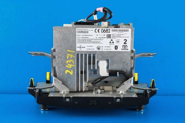 Bilstereo navigasjon til Toyota Avensis 2015-2019 (Type III, Fase 2)  (TOYOTA|86140-05250|86840-0F020|)