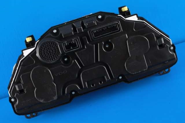 Instrumentpanel til Toyota Avensis 2015-2019 (Type III, Fase 2)  (TOYOTA|83800-05V72|)