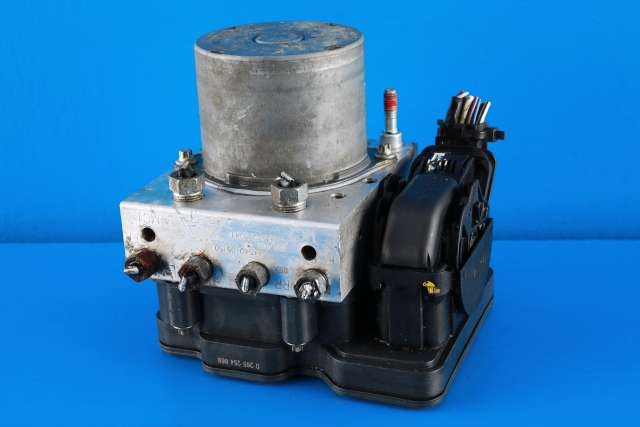 ABS sentral til Toyota Avensis, 2015-2019 (Type III, Fase 2) (TOYOTA|44540-05150)