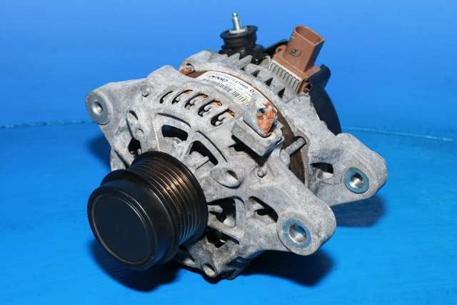 Dynamo til Toyota Avensis, 2015-2019 (Type III, Fase 2) (DENSO|104211-3740)