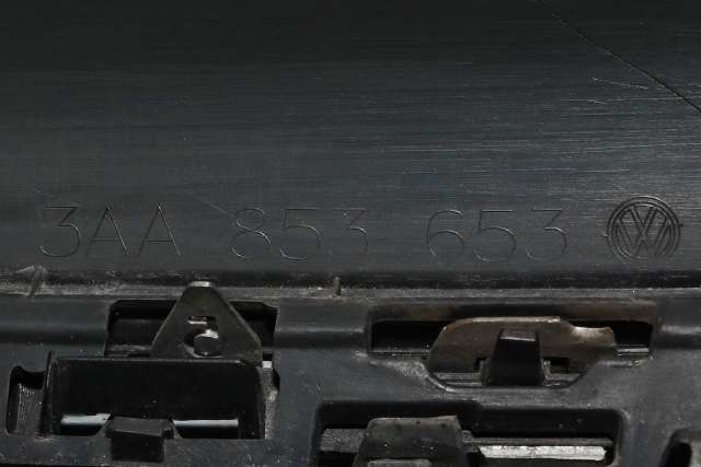 Grill til VW Passat 2011-2015 (B7) (B7) (VAG|3AA 853 653|)