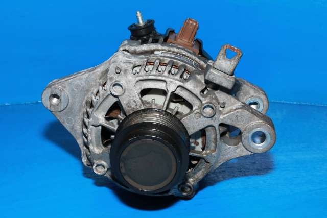 Dynamo til Toyota RAV4 2013-2015 (Type IV, Fase 1)  (DENSO|104211-3201|27060-37101. 12 VOLT - 100 AMP|)