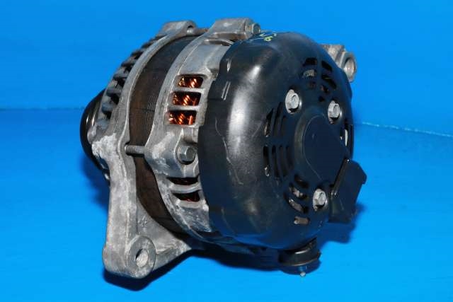 Dynamo til Toyota RAV4 2013-2015 (Type IV, Fase 1)  (DENSO|104211-3201|27060-37101. 12 VOLT - 100 AMP|)