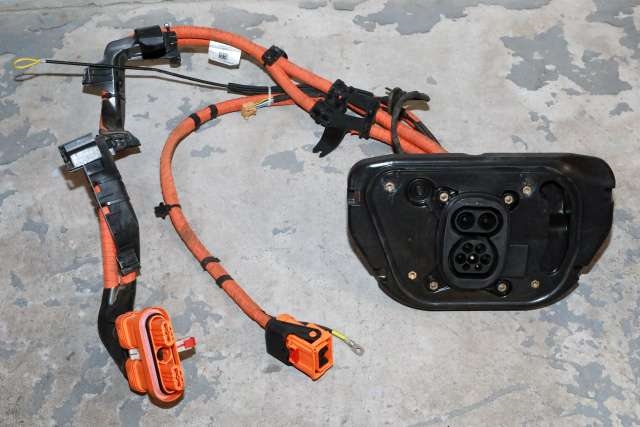 Batterilader inntak/luke til Audi Q4 e-tron, 2021-->>  (VAG|89A 971 531 P)