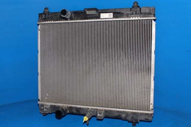 Radiator (manuell gir) til Toyota Yaris 2012-2014 (Type III, Fase 1) (DENSO|422133-3845|)