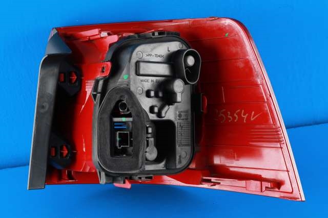 Baklykt venstre ytre til VW Sharan 2010-->> (Type II)  (VAG|7N0 945 095 G|)