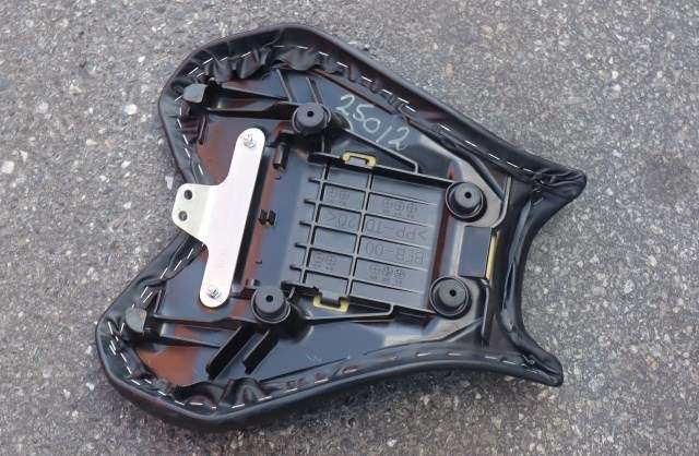 MC, Sal/sete, fremre til MC Yamaha YZF-R7 2022-->>