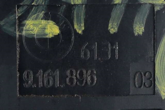 Bryter nødblink til BMW 5-Serie 2010-2017 (F10/F11) (F10/F11) (BMW|9 161 896|)