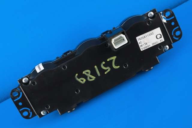 Varmeapparat betjening til Mitsubishi Outlander 2010-2012 (Type II, Fase 2)  (MITSUBISHI|7820A115|)