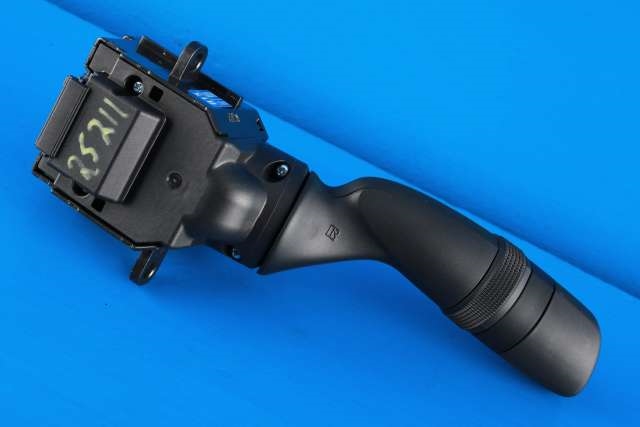 Bryter blink til Toyota Yaris Cross (SUV) 2021-->>  (TOYOTA|02D70-17J910|)