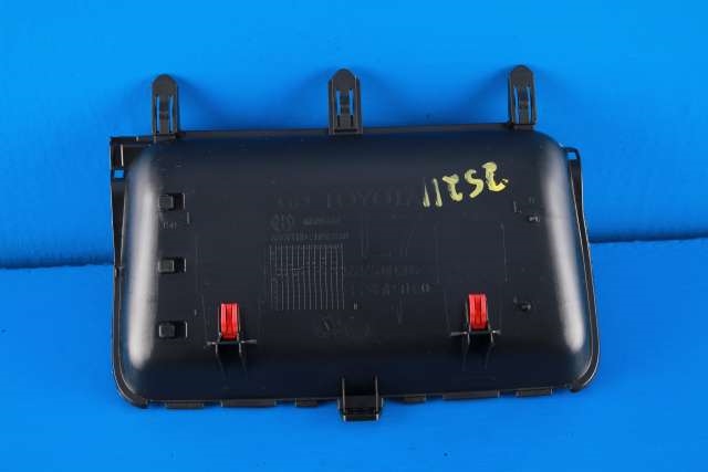 Dashbord myntrom til Toyota Yaris Cross (SUV) 2021-->>  (TOYOTA|55445-0D200|)