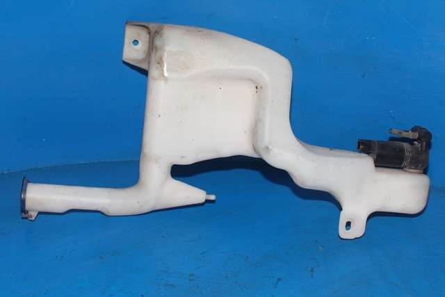 Spylertank foran til Ford Fiesta, 2008-2012 (Type VI, Fase 1)  (FORD|8A61-17B613-AD)