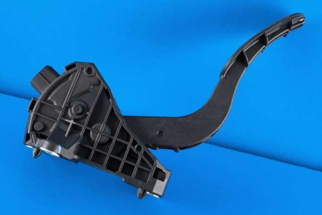 Pedal gass til Toyota C-HR 2016-->>  (TOYOTA|78110-F4022|)