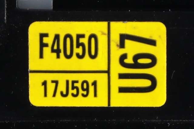 Bryter blink til Toyota C-HR 2016-->>  (TOYOTA|F4050-17J591|)