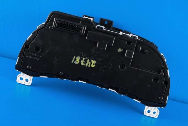 Instrumentpanel til Isuzu D-Max 2017-2020 (Type II, Fase 2)  (ISUZU|8983842480|)