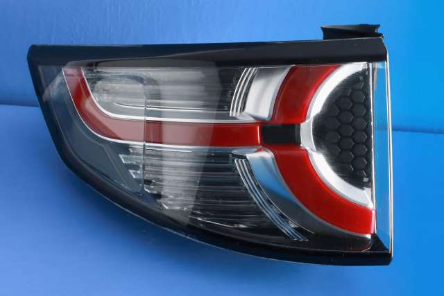 Baklykt venstre ytre til Land Rover Discovery Sport, 2015-2019 (Fase 1)  (LAND ROVER|FK72-13405-CF)