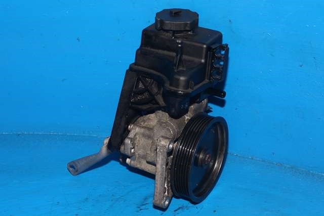 Servo pumpe mekanisk til Mercedes C-Klasse, 2011-2014 (Fase 2) (W204) (W204) (MERCEDES|006 466 26 01)