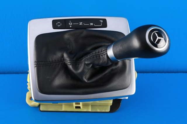 Girstang/girvelger automat til Mercedes C-Klasse, 2011-2014 (Fase 2) (W204) (W204) (MERCEDES|A 204 267 75 24)