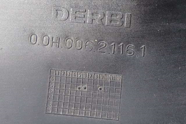 MC, Deksel, Bak til MC Gilera SC125 0-->> (DERBI|00H00621161|)