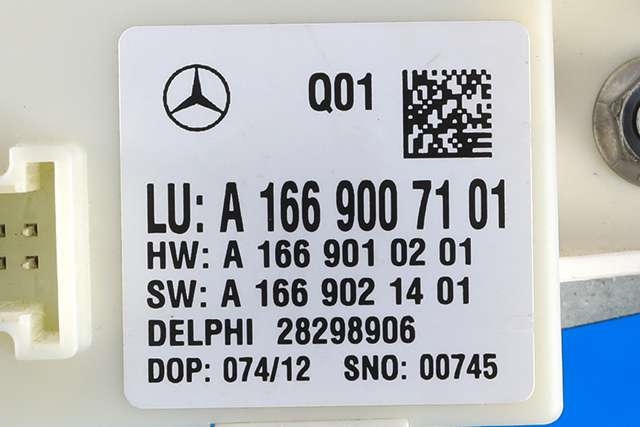 Styreenhet lys (LCM - Light Control Module) til Mercedes C-Klasse 2011-2014 (Fase 2) (W204) (W204) (MERCEDES|A 166 900 71 01|)