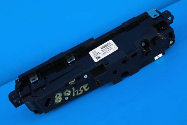 Bryter diverse til BMW 5-Serie 2017-->> (G30/G31) (G30/G31) (BMW|6 993 905|)