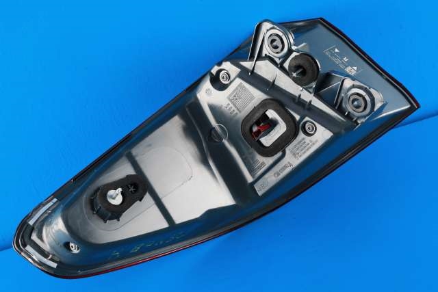 Baklykt høyre ytre til BMW 5-Serie 2017-->> (G30/G31) (G30/G31) (BMW|63.21-7 376 464|)