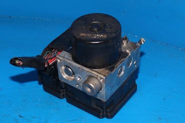 ABS sentral til Mercedes C-Klasse 2011-2014 (Fase 2) (W204) (W204) (MERCEDES|A 172 431 37 12|A 172 901 40 00|)