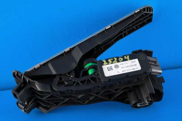 Pedal gass til VW Scirocco 2008-2013 (HELLA|6PV 010 498-11|1K1 723 503 AB|)