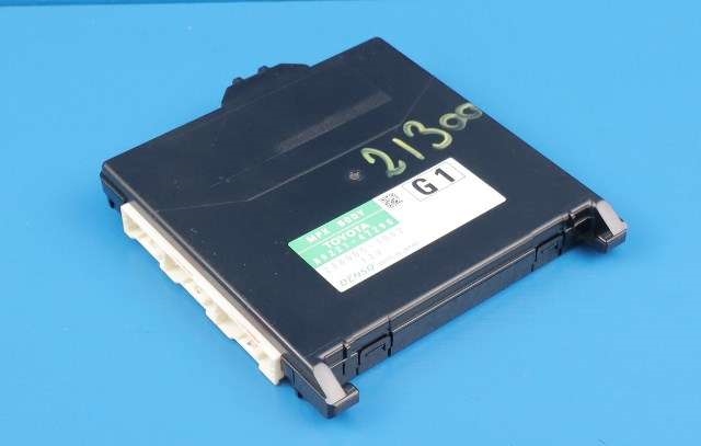 Styreenhet diverse til Toyota Prius 2009-2016 (Type III) (COMBI) (COMBI) (TOYOTA|89221-47290|)