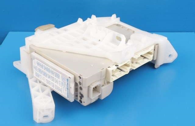Sikringsboks til Toyota Prius 2009-2016 (Type III) (COMBI) (COMBI) (TOYOTA|82730-47510|)