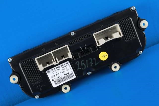 Varmeapparat betjening til VW Golf VI 2008-2012  (HELLA|5HB 009 746-21|5K0 907 044 AK|)