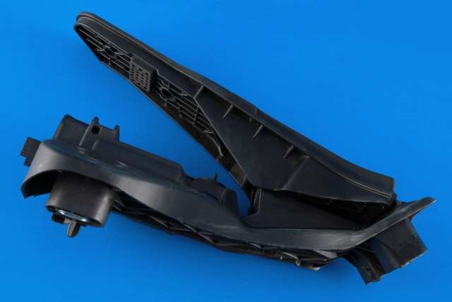 Pedal gass til VW Golf VI 2008-2012 (HELLA|6PV 008 600-50|1K1 721 503 T|)