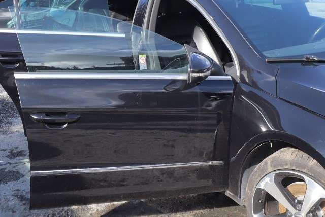 Dør høyre foran til VW CC 2012-2014 (PASSAT CC) (PASSAT CC)