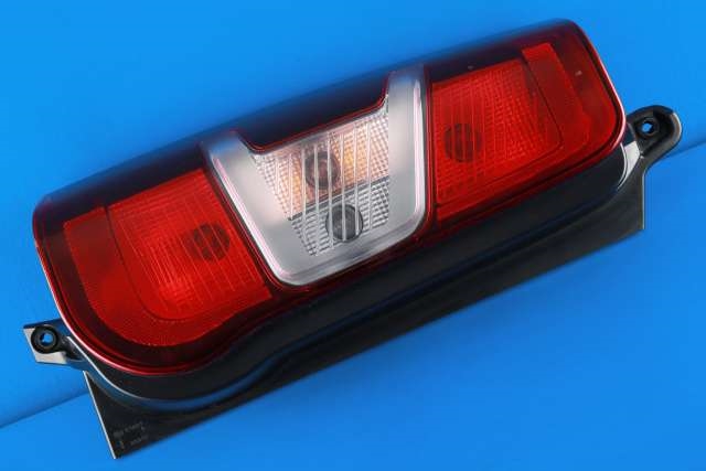 Baklykt venstre til Peugeot Partner 2019-->> (Type III) (PEUGEOT|98 192358 80|)