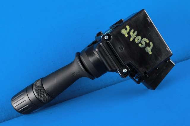 Bryter visker til Toyota Auris 2013-2015 (Type II, Fase 1)  (TOYOTA|02540-17F857|)