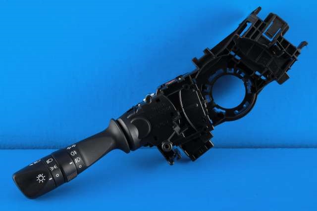Bryter blink til Toyota Auris, 2013-2015 (Type II, Fase 1)  (TOYOTA|02730-17F850)
