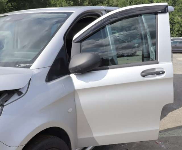 Dør venstre foran til Mercedes Vito, 2014-->> (W447) (W447) 