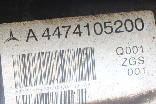 Mellomaksel bakre til Mercedes Vito 2014-->> (W447) (W447) (MERCEDES|A 447 410 52 00|)