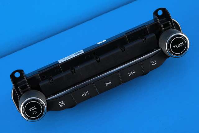 Bilstereo navigasjon betjeningspanel til Ford Puma, 2019-->> (FORD|GN15-18K811-HF)