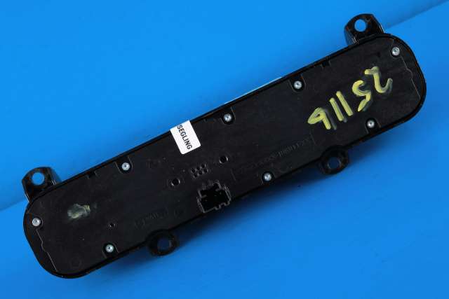 Bilstereo navigasjon betjeningspanel til Ford Puma 2019-->> (FORD|GN15-18K811-HF|)