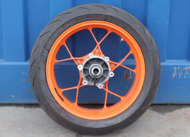 MC, Bakhjul til MC KTM 890 Duke, 2020-->>  (180 X 55 R 17")