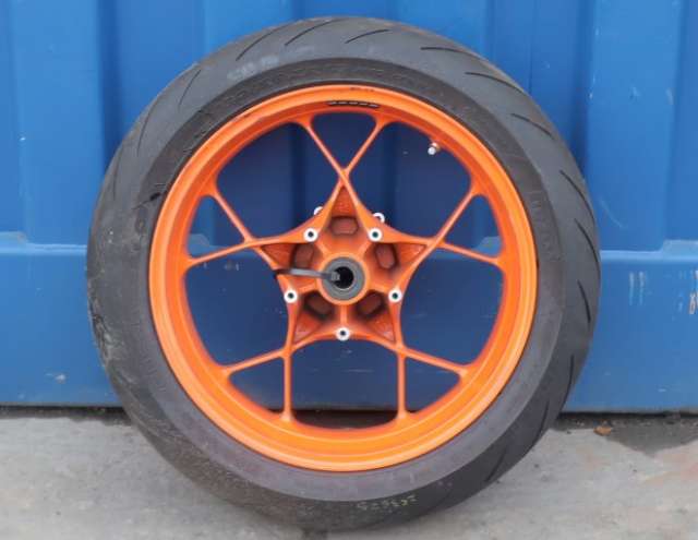 MC, Bakhjul til MC KTM 890 Duke 2020-->> (180 X 55 R 17"|)