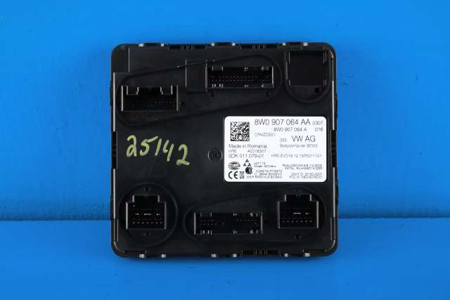 Styreenhet comfort (BCM) til Audi A4, 2015-2019 (Type V, Fase 1) (B9) (B9) (VAG|8W0 907 064 AA)