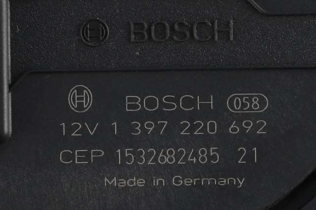 Viskermotor frontrute komplett m/overføring til Audi A4 2015-2019 (Type V, Fase 1) (B9) (B9) (VAG|8W1 955 023 A|1 397 220 692|)