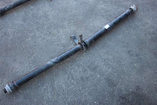 Mellomaksel til Audi A4 2015-2019 (Type V, Fase 1) (B9) (B9) (VAG|8W0 521 101|)