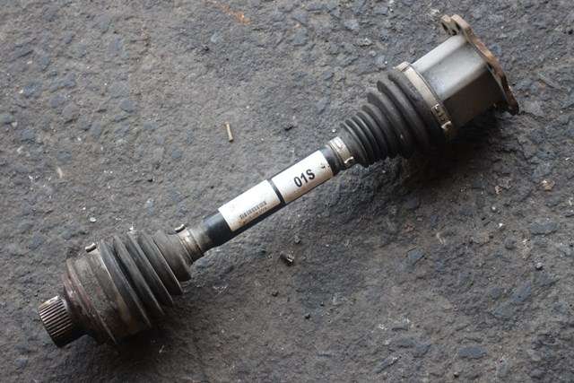 Drivaksel høyre foran, diesel/automat til Audi A4, 2015-2019 (Type V, Fase 1) (B9) (B9) (VAG|8W0 407 271)