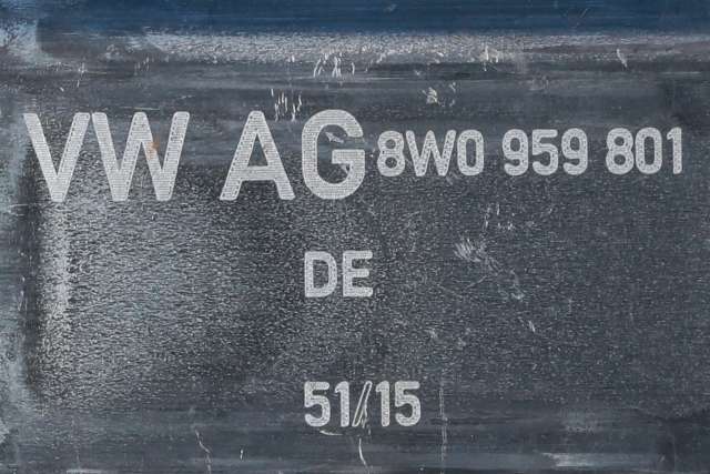 Ruteheis, kun motor, venstre foran til Audi A4 2015-2019 (Type V, Fase 1) (B9) (B9) (BOSCH|0 130 822 705|8W0 959 801|)